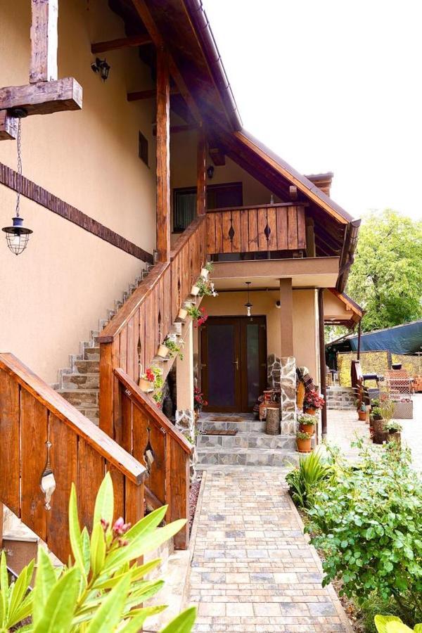 Casa Felice Hotel Brasov Ngoại thất bức ảnh